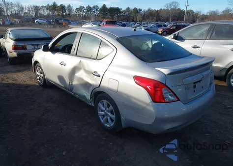 2013 Nissan Versa 1.6 Sl from USA, damaged, VIN 3N1CN7AP9DL838834